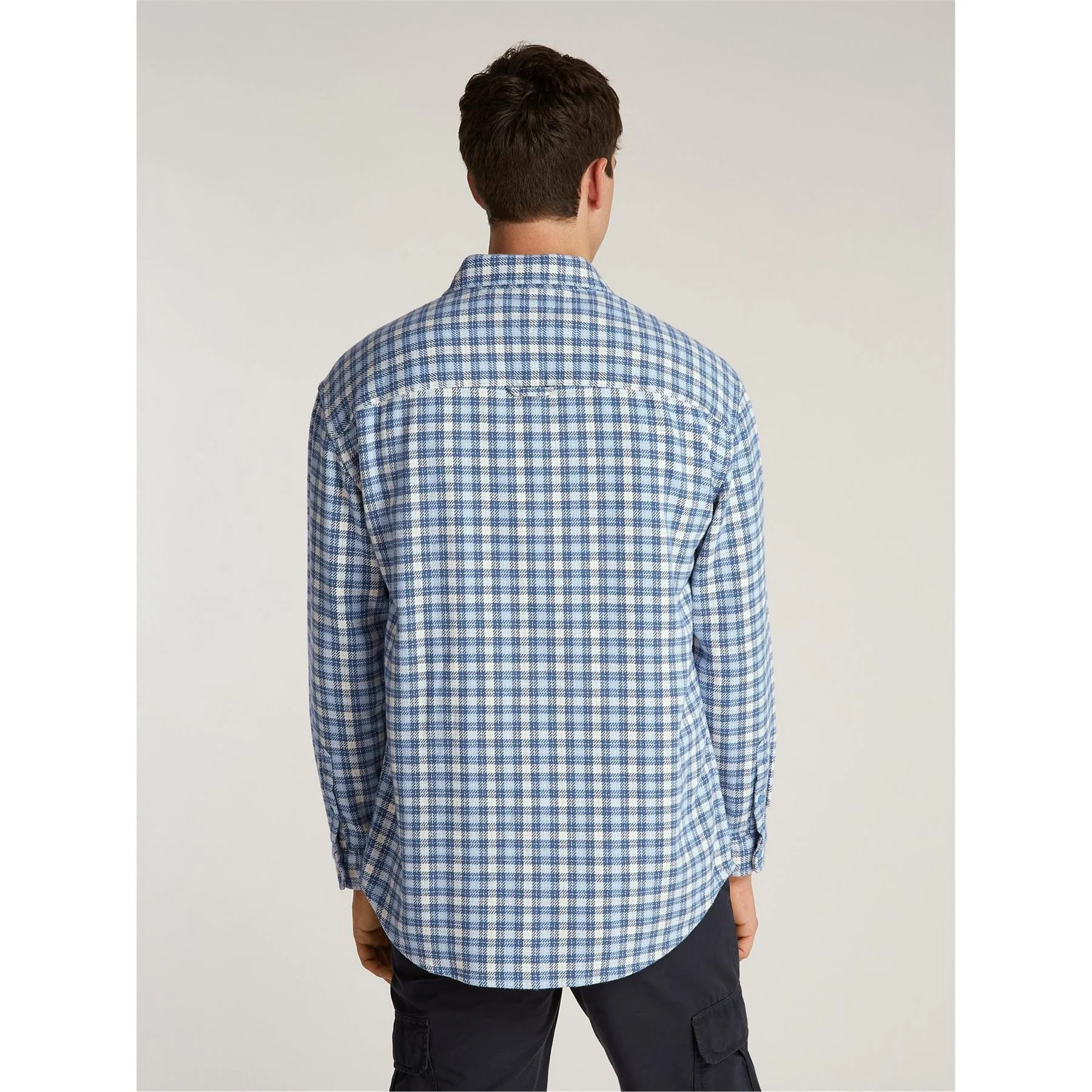 Tommy Jeans Badge Flannel Long Sleeve Patterned Shirt - Image 4